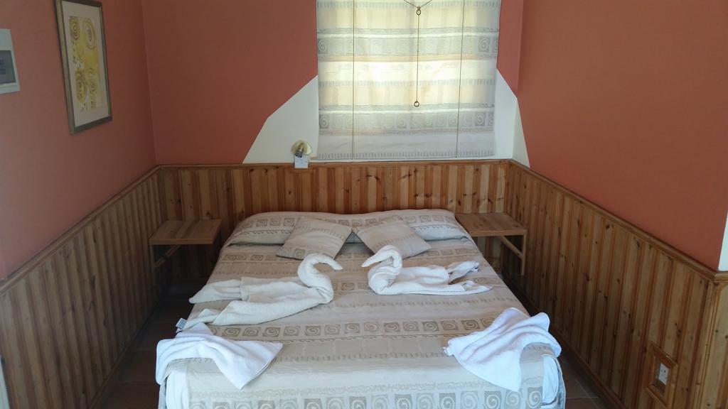 Periyiali Apartments Полис Экстерьер фото
